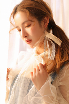 在世界尽头咏唱恋曲的少女yu-no